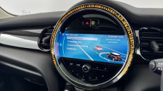 MINI Hatchback 1.5 Cooper Classic 3dr Auto [Comfort/Nav Pack] Petrol Hatchback